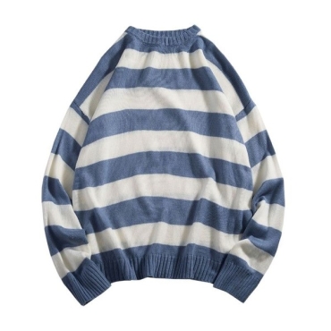 Найден модный свитер этого сезона: где купить самый полосатый?