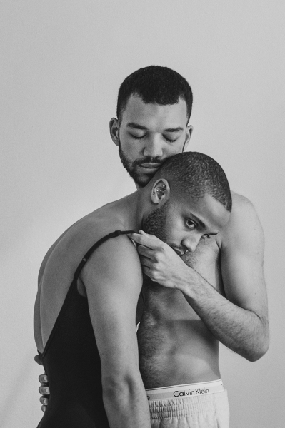 Calvin Klein посвятил рекламную кампанию ЛГБТ-сообществу