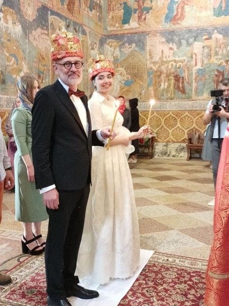 Василиса Володина отреагировала на пятую свадьбу Гордона