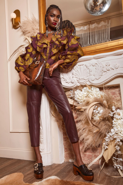 Кэмерон Диас и Мила Кунис инвестировали в бренд женской одежды Autumn Adeigbo