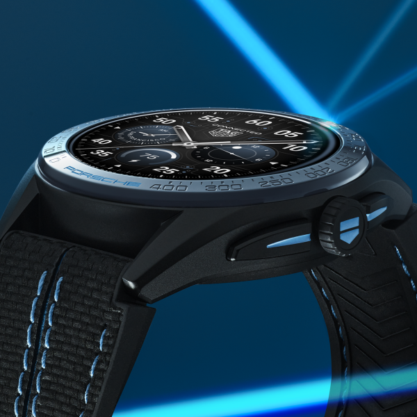 TAG Heuer и Porsche представили специальное издание умных часов Connected