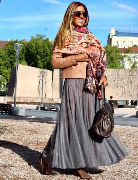 Шикарный возраст: модные осенние образы 2023 от женщин-блогеров после 50
