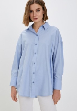 Рубашка и юбка макси — главное комбо весны 2023, которое обожала жена Кеннеди