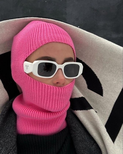 Женская балаклава — модный аксессуар 2023 года, который надежно защитит от холода
