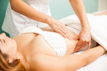 Лимфодренажный массаж: суть, техника и противопоказания