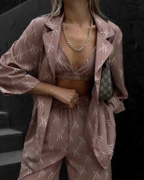 «На первом месте всегда стоит цель принести пользу»: основательница бренда Tatika Wear Жанна Колесник о тенденциях в моде и бизнесе с нуля