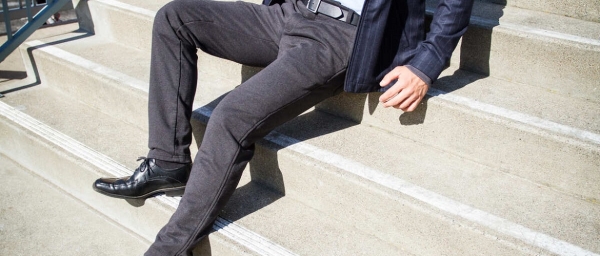 Модные мужские брюки: трендовые модели для стильных мужчин