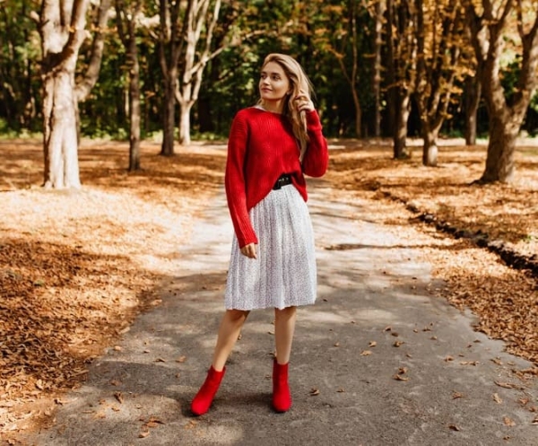 Красная обувь: модный хит нового сезона