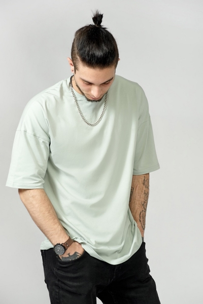 Streetwear: где купить футболку мужскую для создания стильного образа